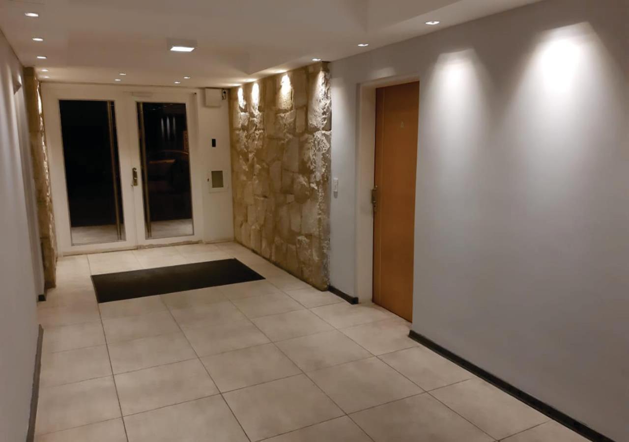 Apartamento Departamento en el centro de Bariloche bb Exterior foto
